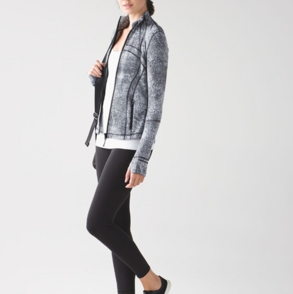 Lululemon Define Jacket - Picture 2 of 13